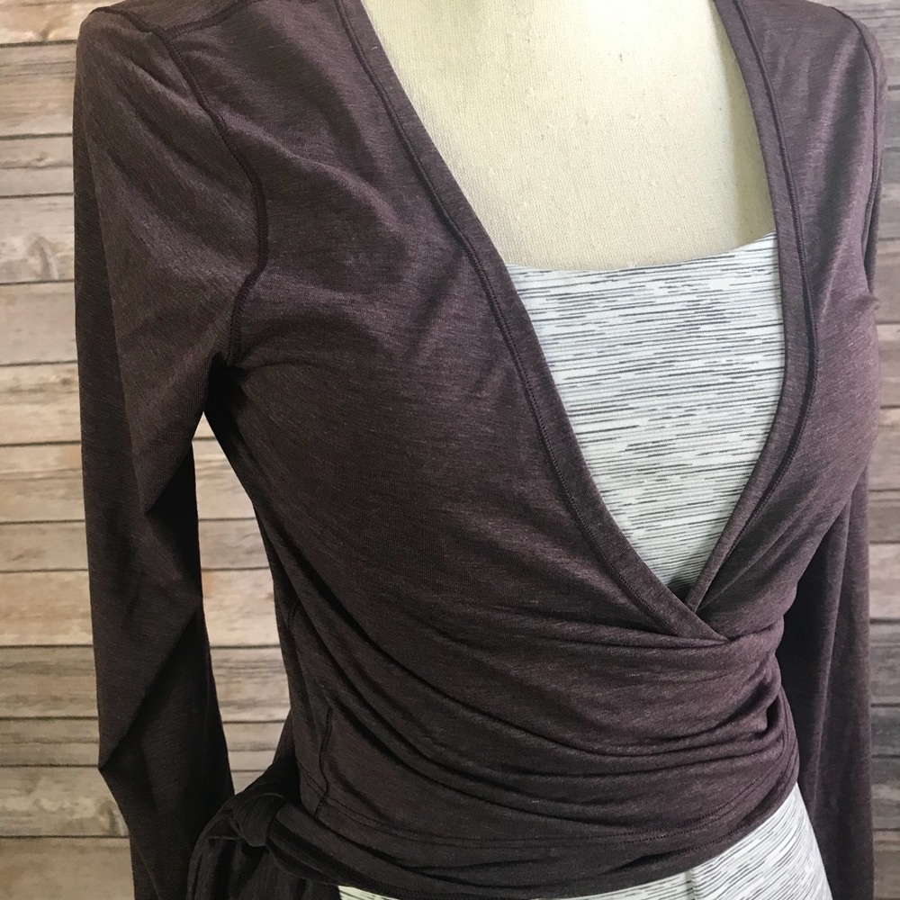 NWT HBCY LULULEMON TIED TO IT WRAP BLACK CHERRY 8 - Picture 3 of 7